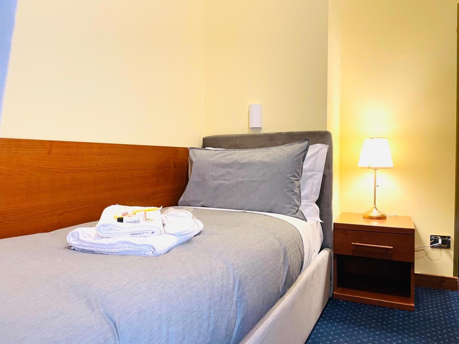 Hotel Rome Place Екстериор снимка