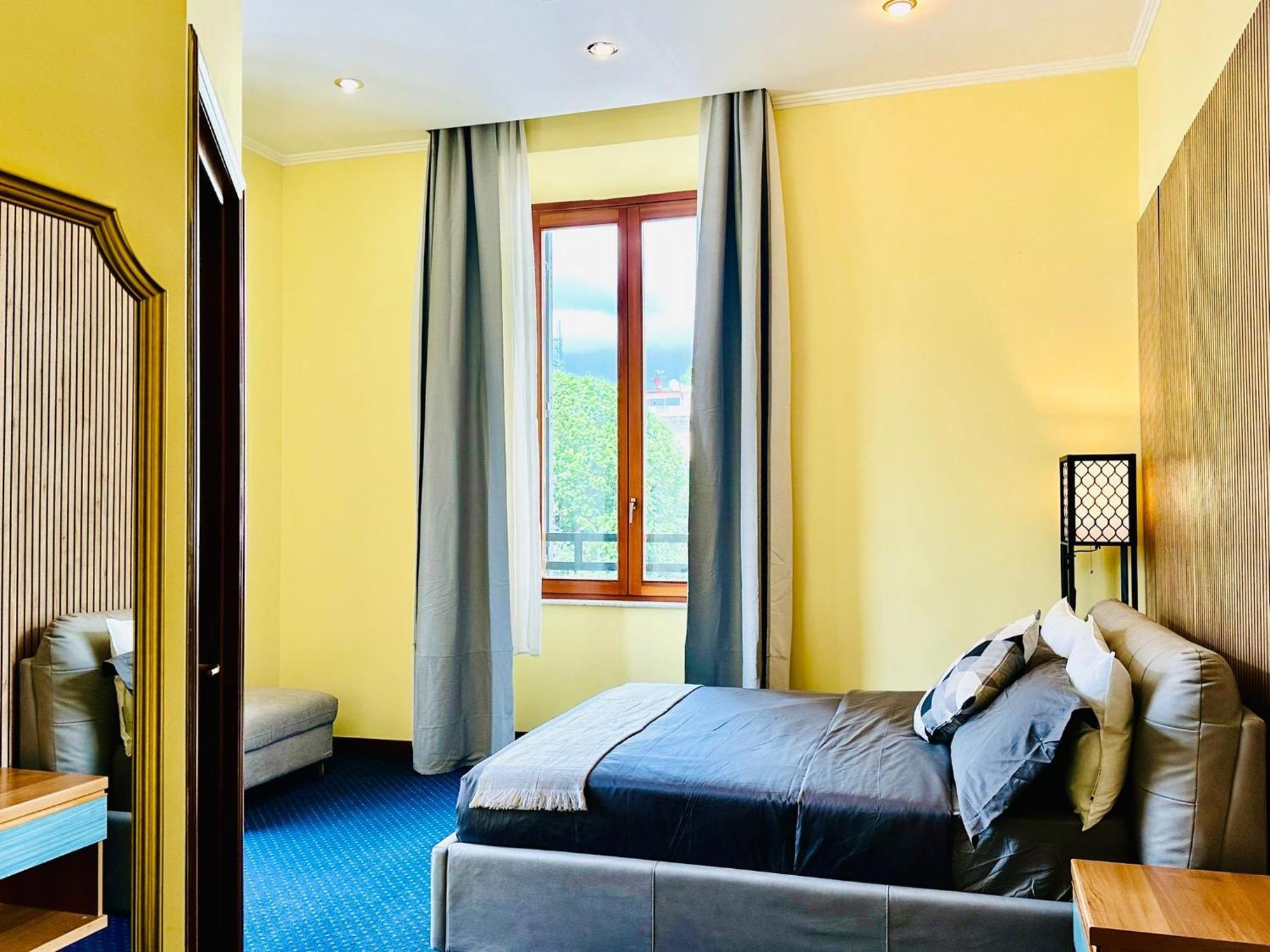 Hotel Rome Place Екстериор снимка