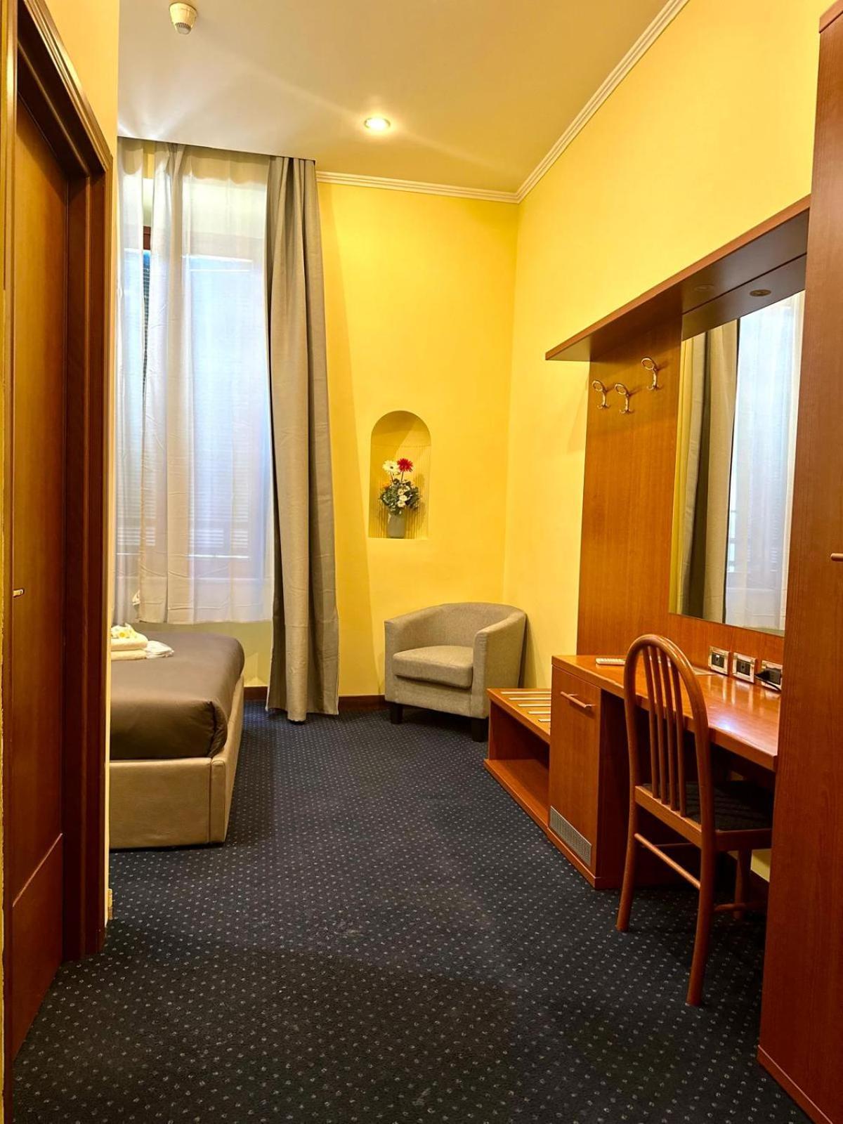 Hotel Rome Place Екстериор снимка