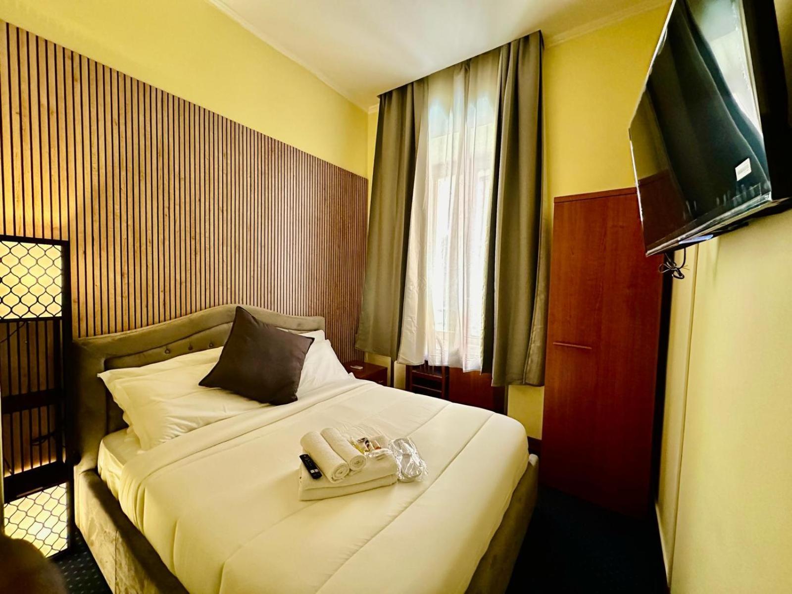 Hotel Rome Place Екстериор снимка
